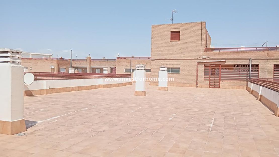 Sale - Apartment - Torrevieja - El Molino
