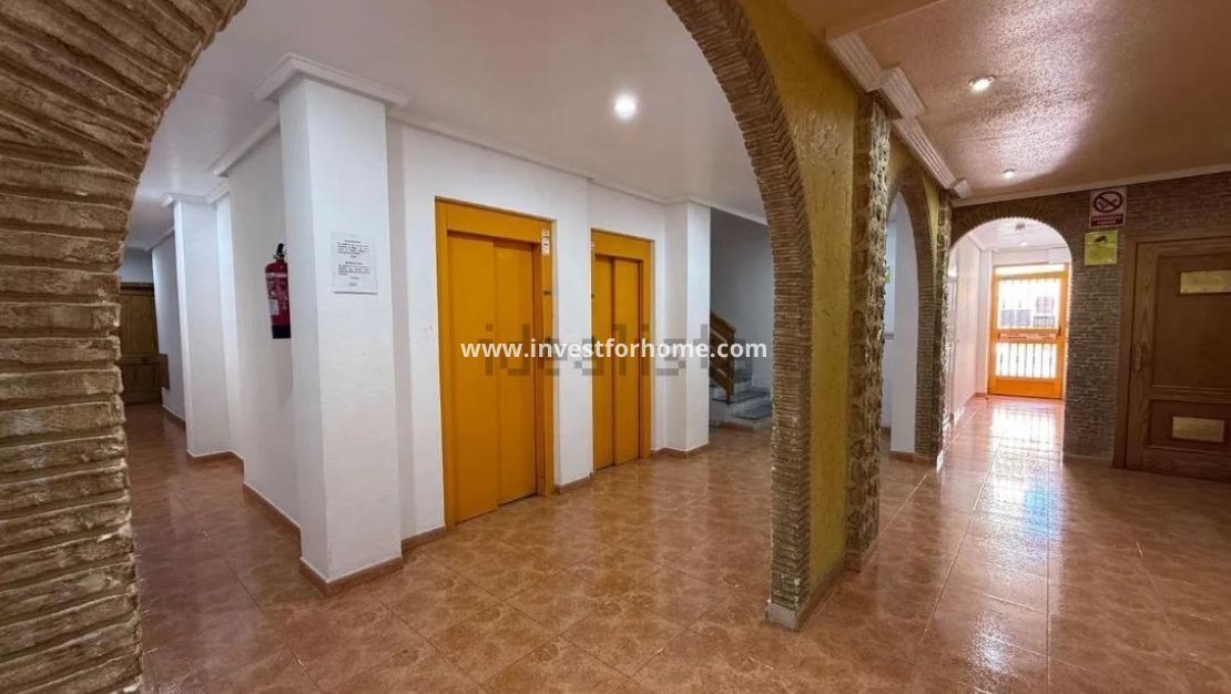 Sale - Apartment - Torrevieja - El Molino