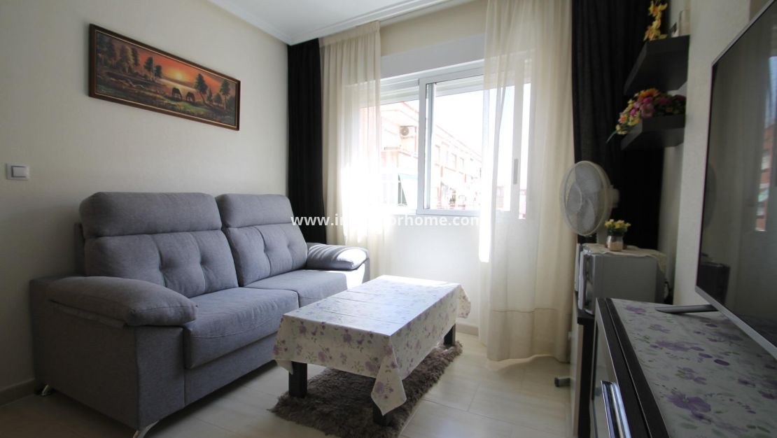 Sale - Apartment - Torrevieja - El Molino