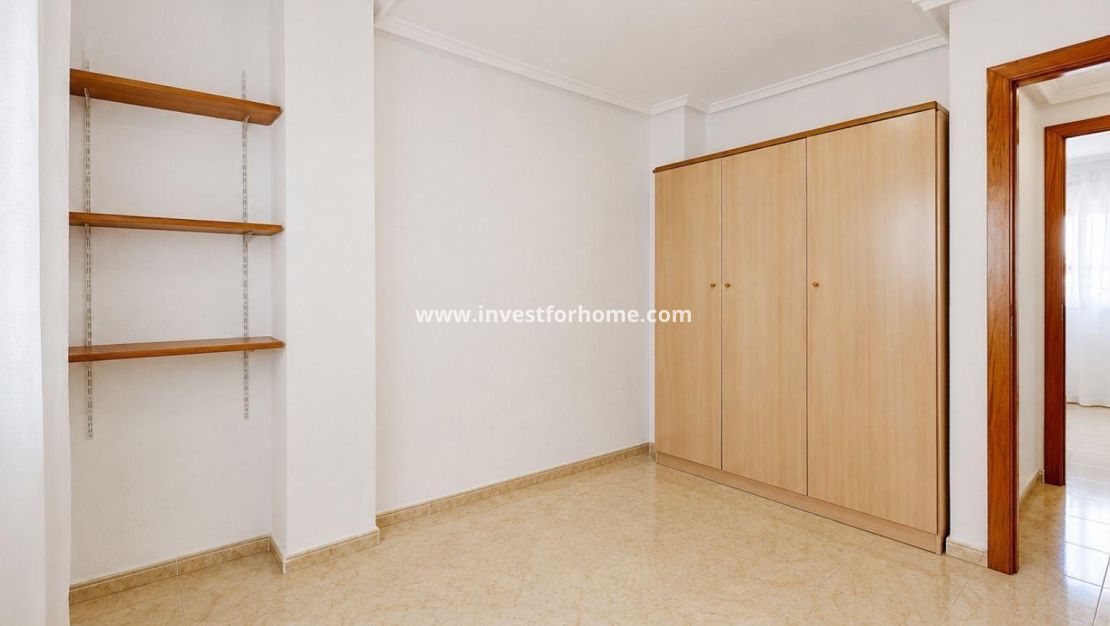 Sale - Apartment - Torrevieja - El Molino