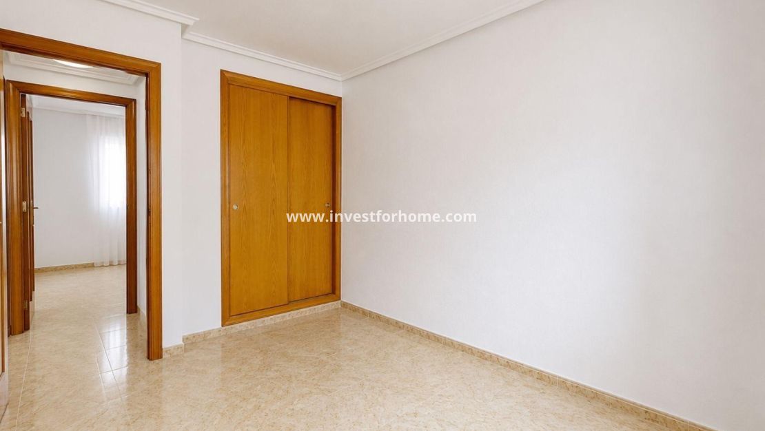 Sale - Apartment - Torrevieja - El Molino