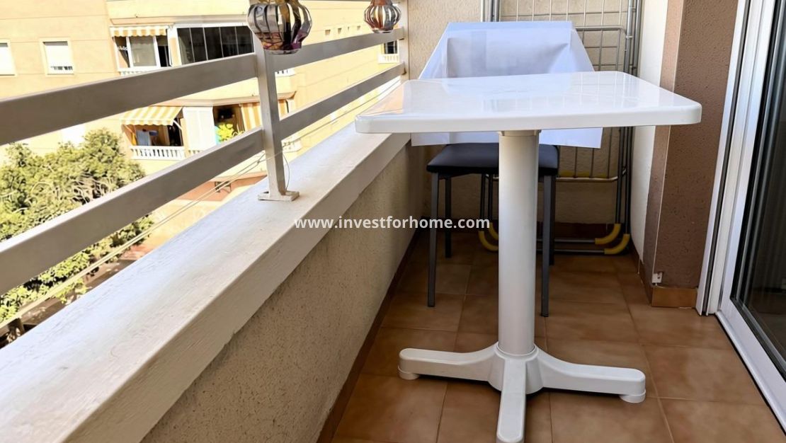 Sale - Apartment - Torrevieja - El Molino