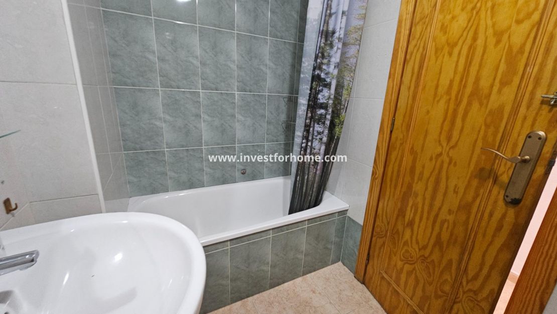 Sale - Apartment - Torrevieja - El Molino