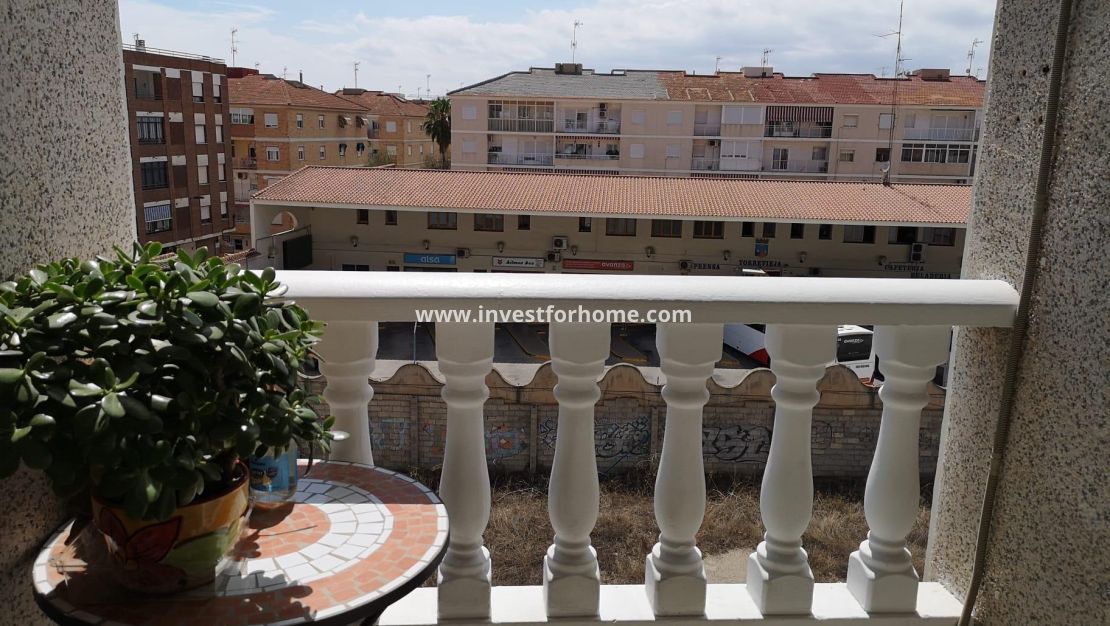 Sale - Apartment - Torrevieja - Estacion De Autobuses