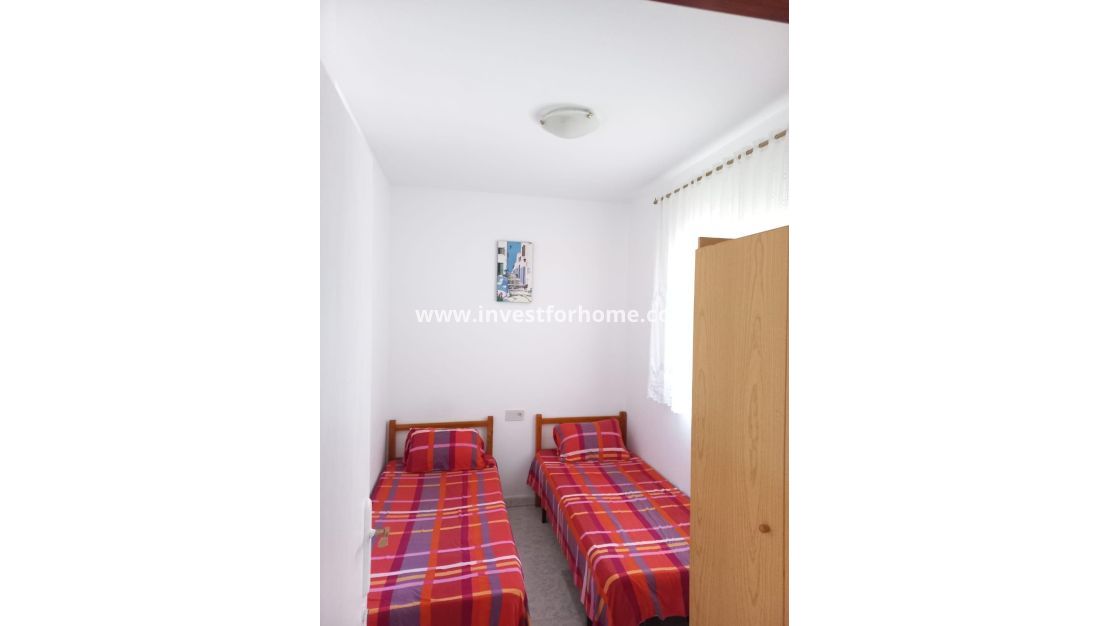 Sale - Apartment - Torrevieja - Estacion De Autobuses