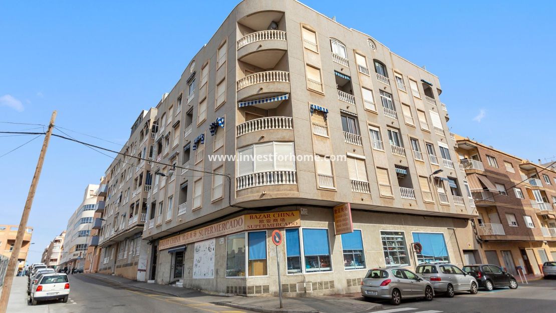 Sale - Apartment - Torrevieja - Estacion De Autobuses