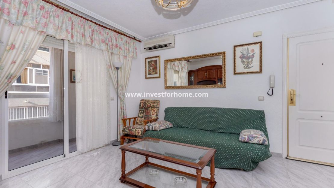 Sale - Apartment - Torrevieja - Estacion De Autobuses