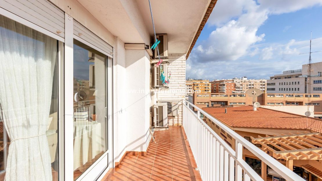 Sale - Apartment - Torrevieja - Estacion De Autobuses