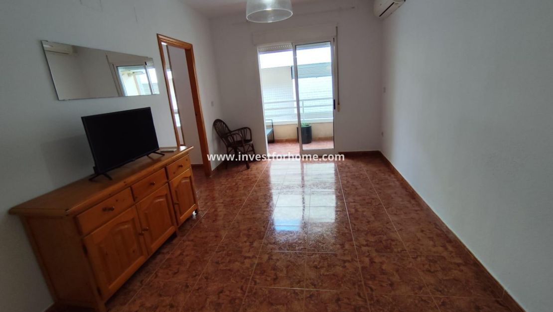 Sale - Apartment - Torrevieja - Estacion De Autobuses