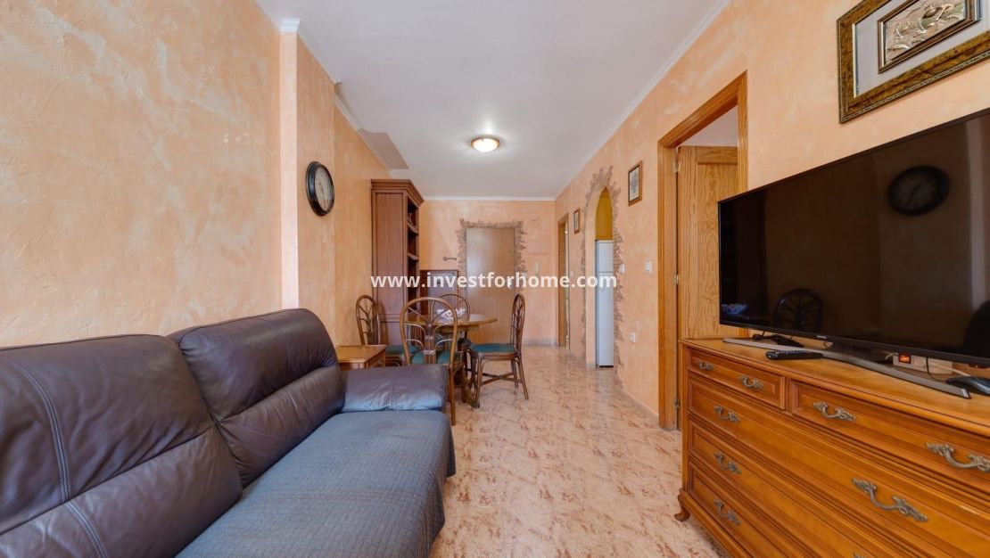 Sale - Apartment - Torrevieja - Estacion De Autobuses