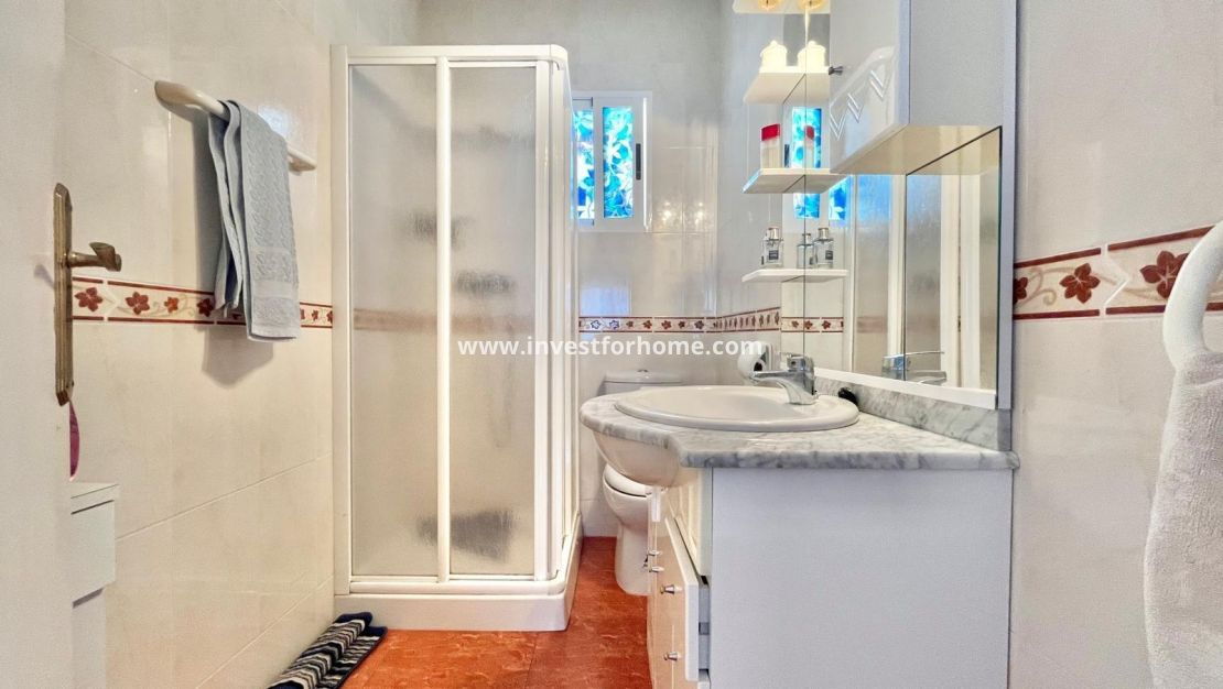 Sale - Apartment - Torrevieja - Estacion De Autobuses