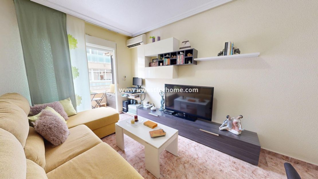 Sale - Apartment - Torrevieja - Estacion De Autobuses