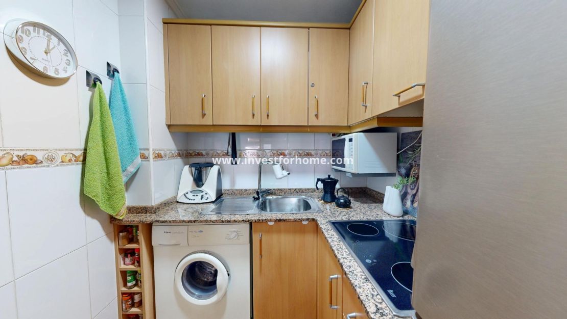 Sale - Apartment - Torrevieja - Estacion De Autobuses