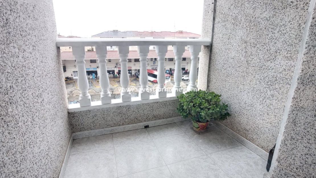 Sale - Apartment - Torrevieja - Estacion De Autobuses