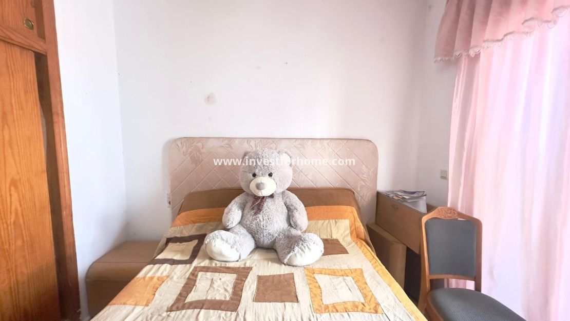 Sale - Apartment - Torrevieja - Estacion De Autobuses