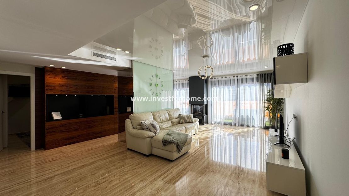 Sale - Apartment - Torrevieja - Estacion De Autobuses