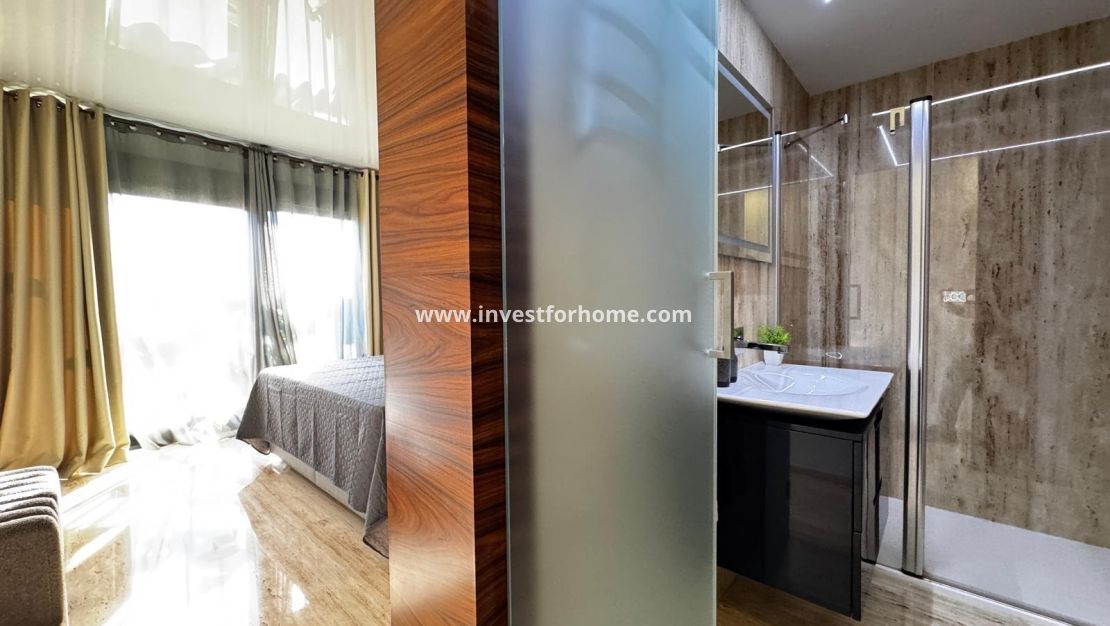 Sale - Apartment - Torrevieja - Estacion De Autobuses