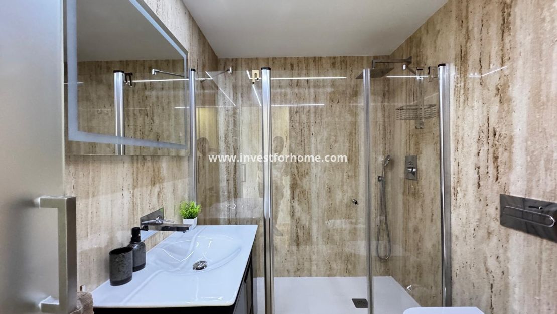 Sale - Apartment - Torrevieja - Estacion De Autobuses