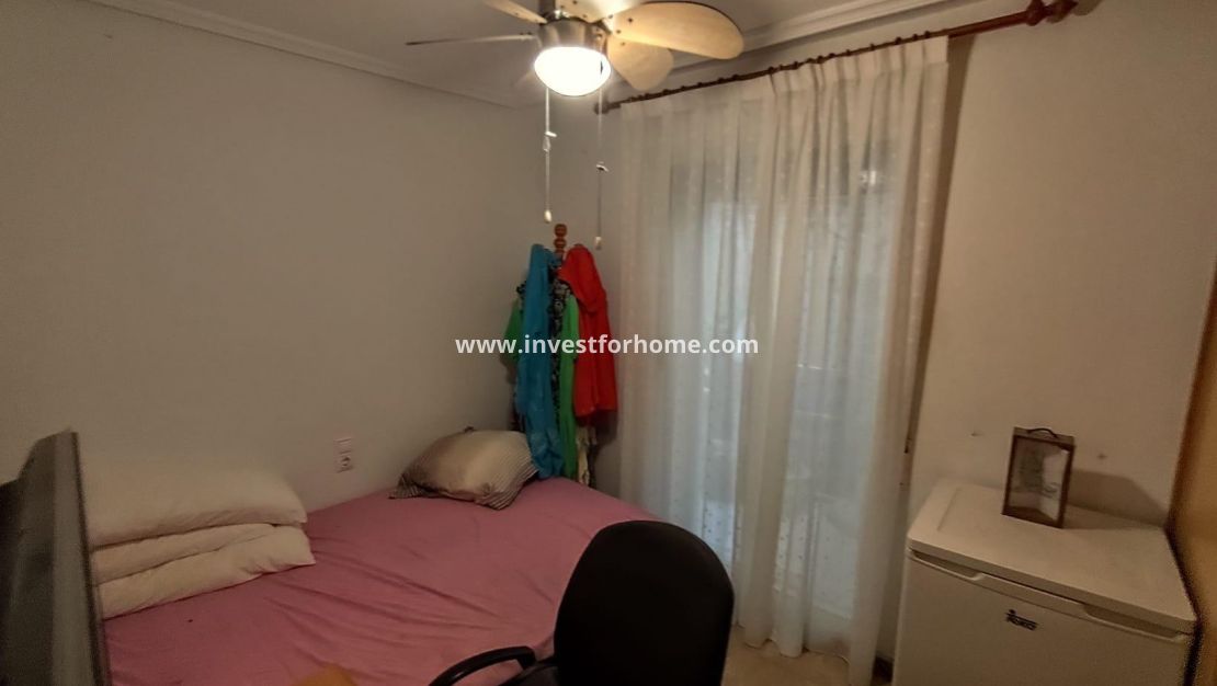 Sale - Apartment - Torrevieja - Estacion De Autobuses