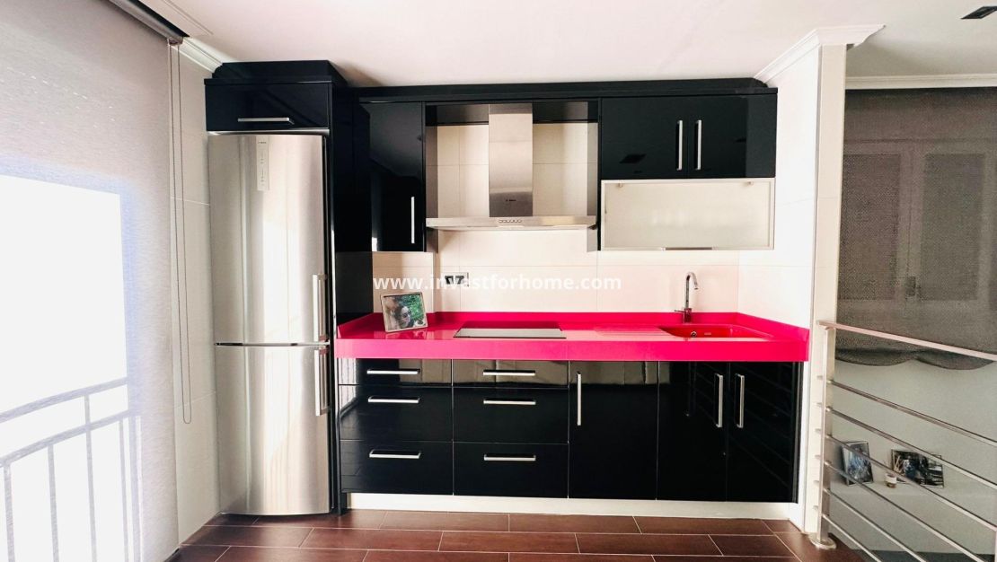 Sale - Apartment - Torrevieja - Estacion De Autobuses