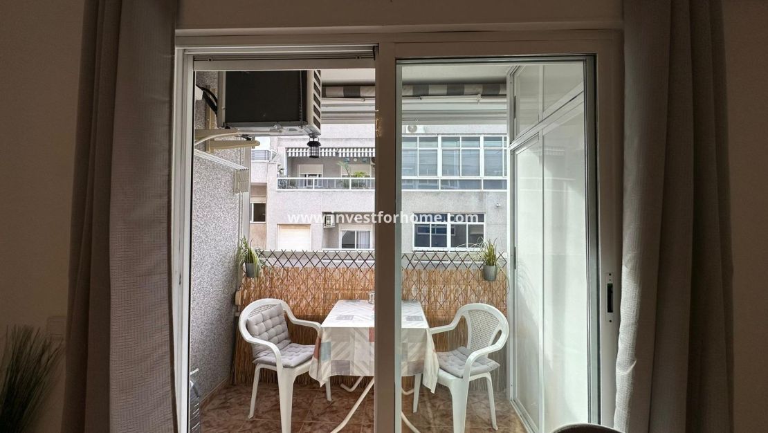 Sale - Apartment - Torrevieja - Estacion De Autobuses