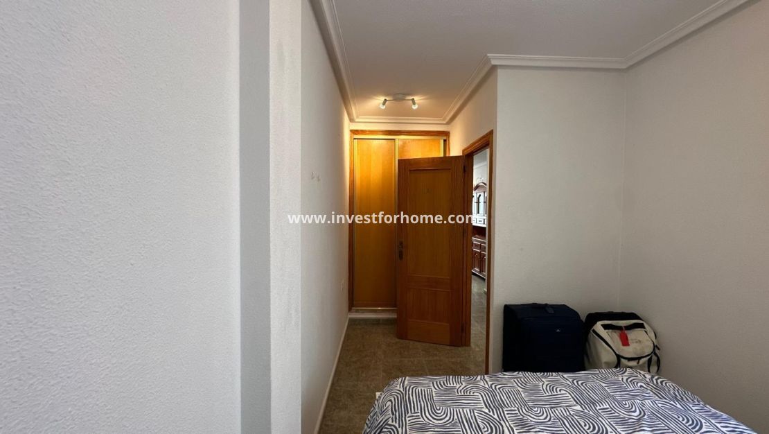 Sale - Apartment - Torrevieja - Estacion De Autobuses