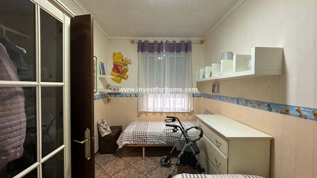 Sale - Apartment - Torrevieja - Estacion De Autobuses