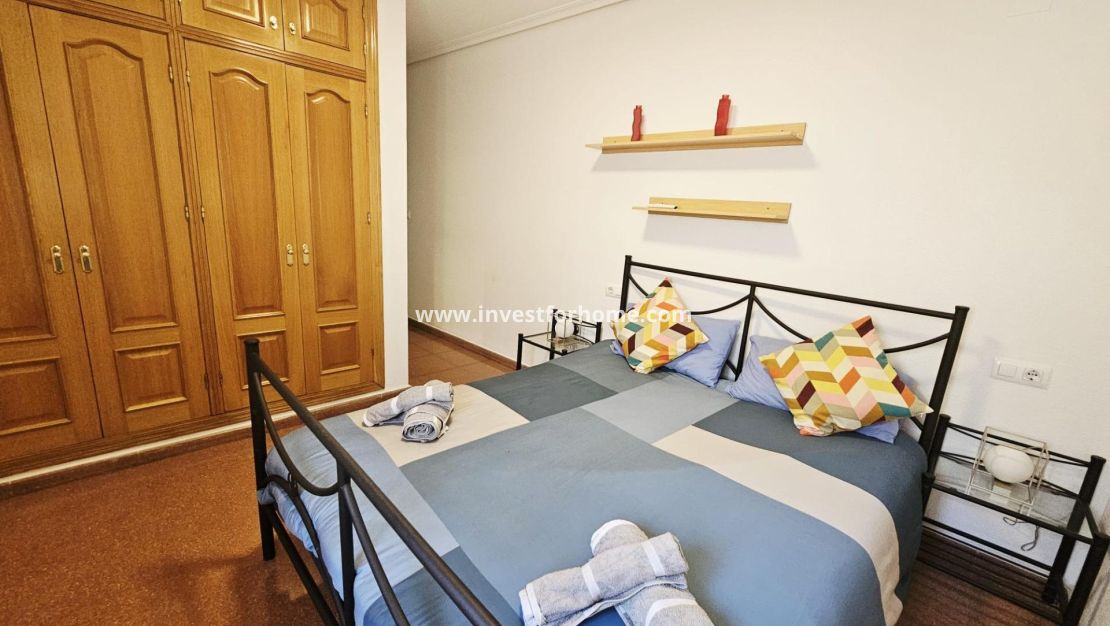 Sale - Apartment - Torrevieja - Estacion De Autobuses