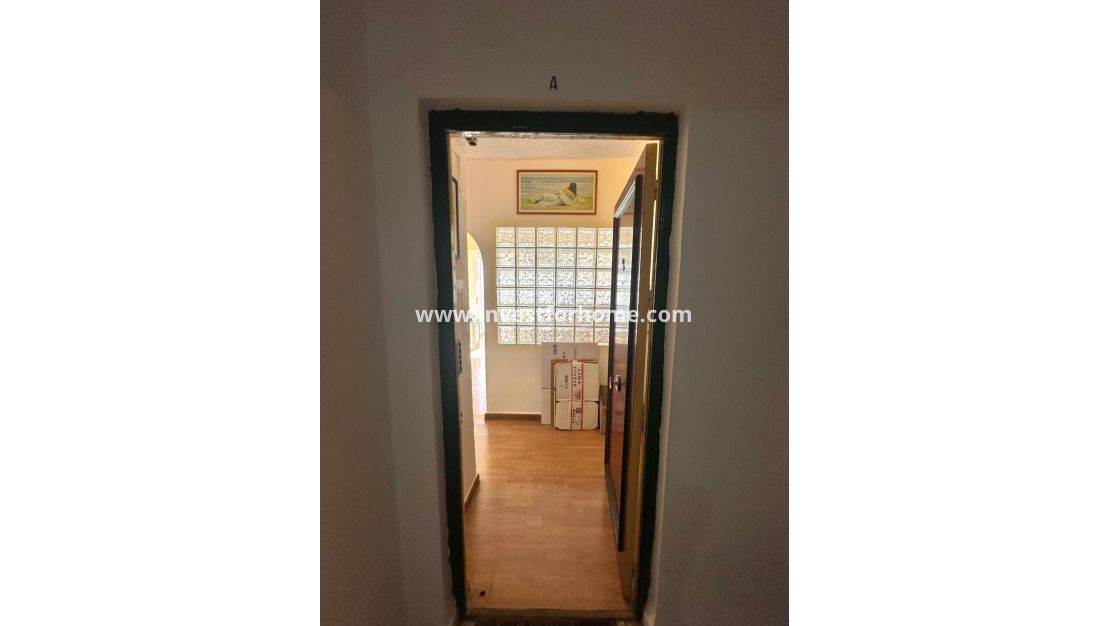 Sale - Apartment - Torrevieja - Estacion De Autobuses