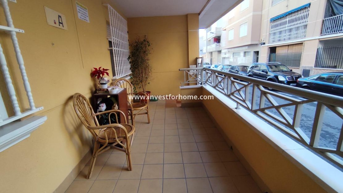 Sale - Apartment - Torrevieja - Estacion De Autobuses