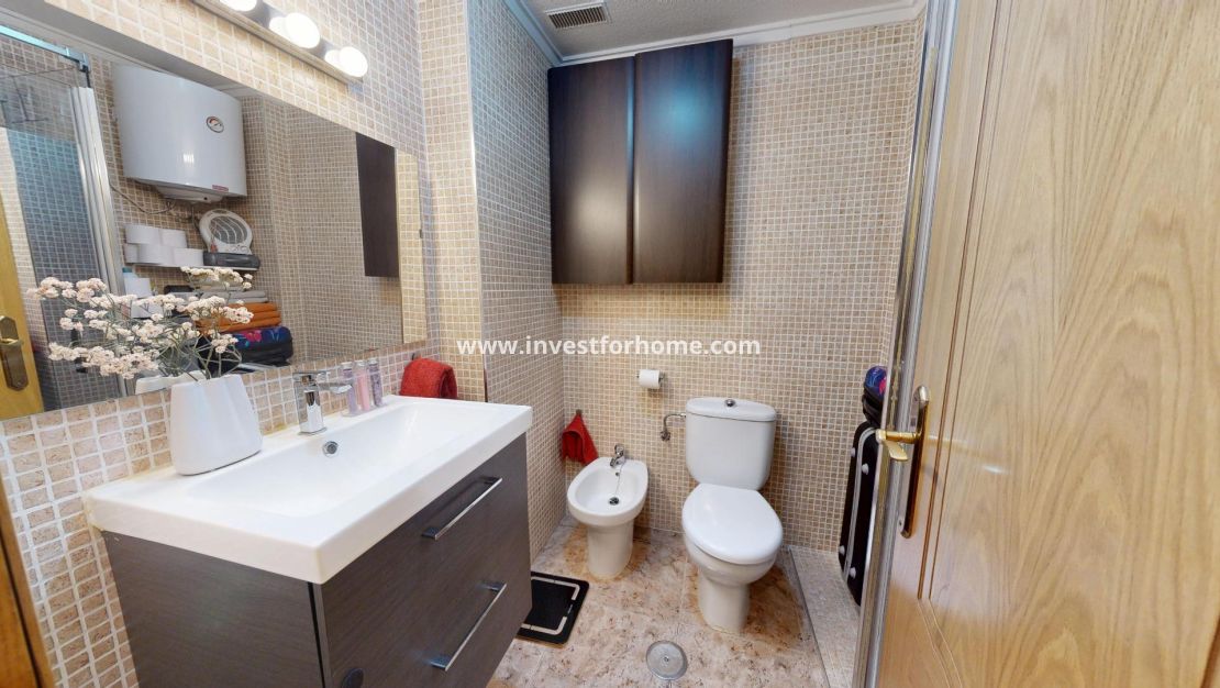 Sale - Apartment - Torrevieja - Estacion De Autobuses