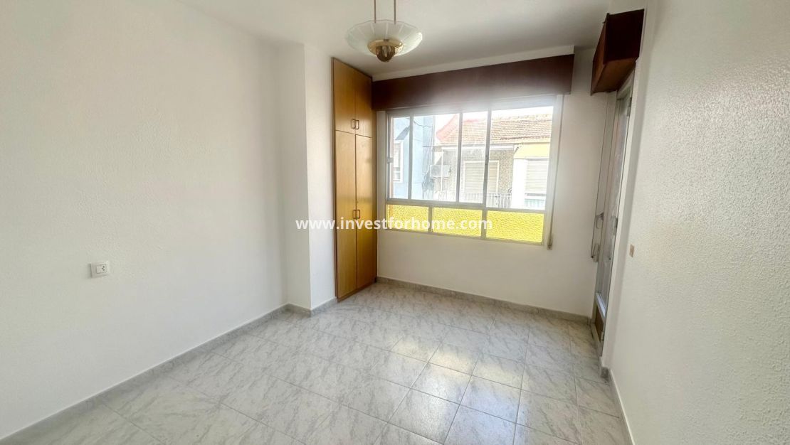 Sale - Apartment - Torrevieja - Estacion De Autobuses