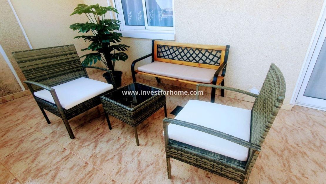 Sale - Apartment - Torrevieja - Estacion De Autobuses