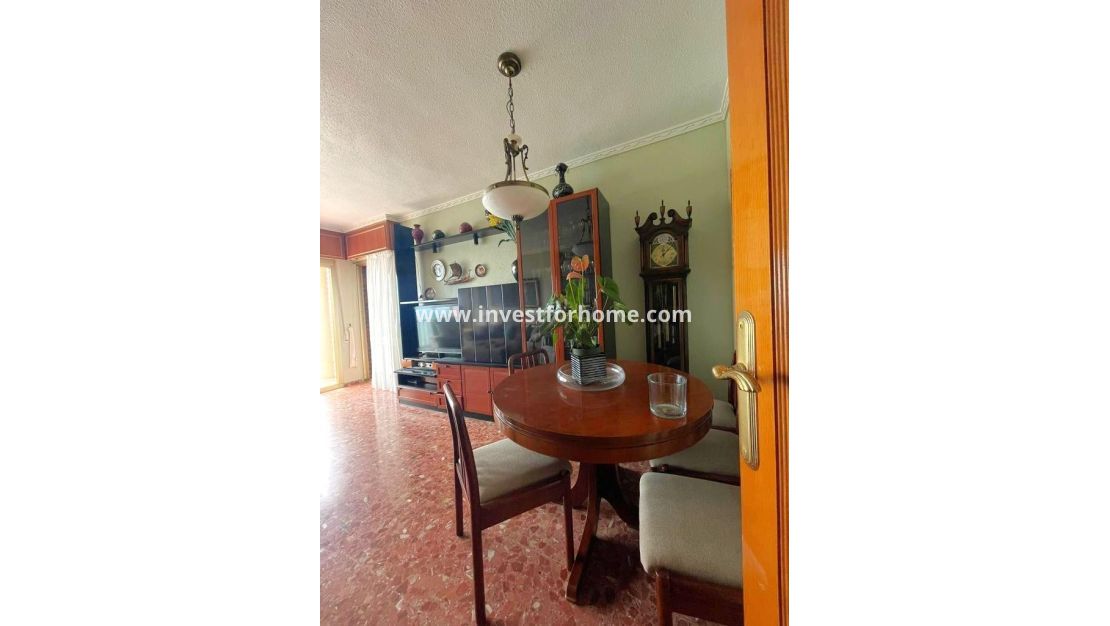 Sale - Apartment - Torrevieja - Estacion De Autobuses