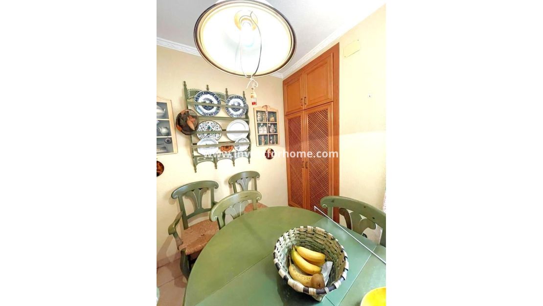 Sale - Apartment - Torrevieja - Estacion De Autobuses