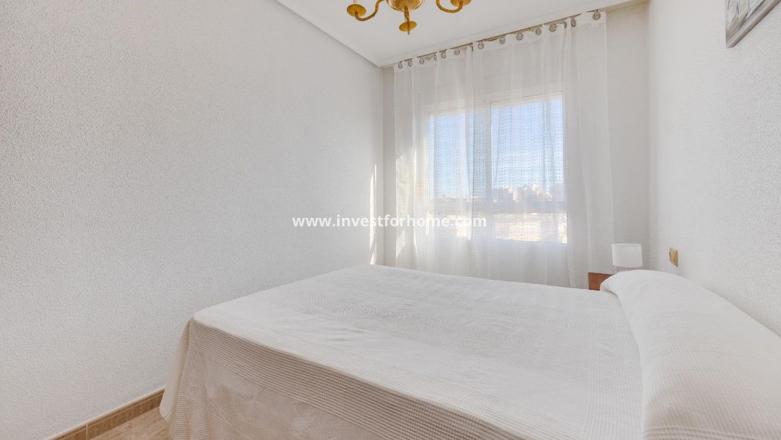 Sale - Apartment - Torrevieja - Estacion De Autobuses