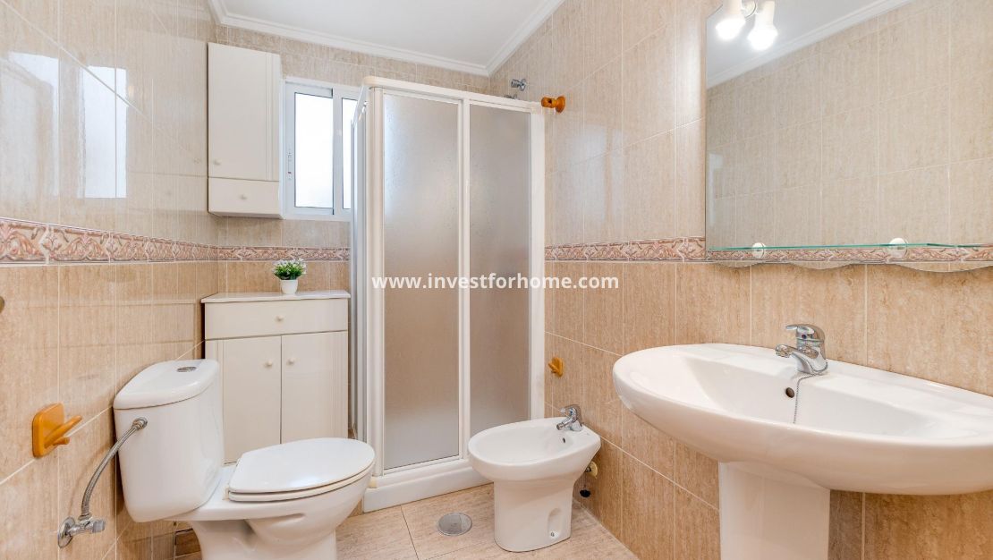 Sale - Apartment - Torrevieja - Estacion De Autobuses