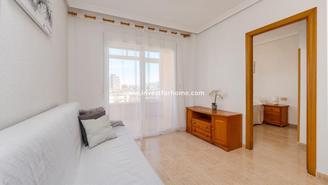 Sale - Apartment - Torrevieja - Estacion De Autobuses