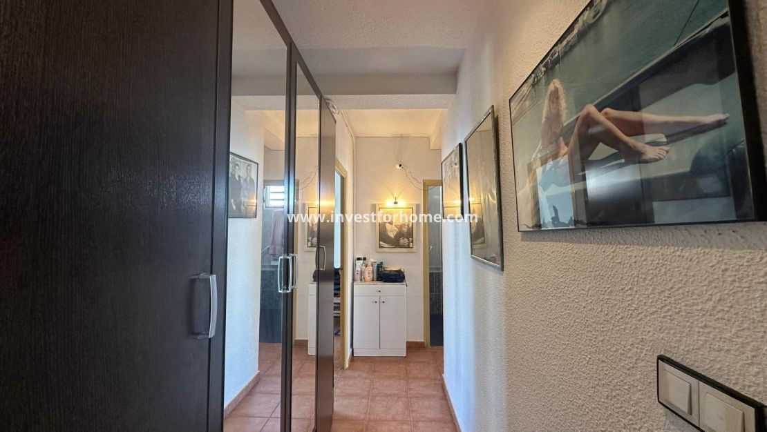 Sale - Apartment - Torrevieja - Estacion De Autobuses