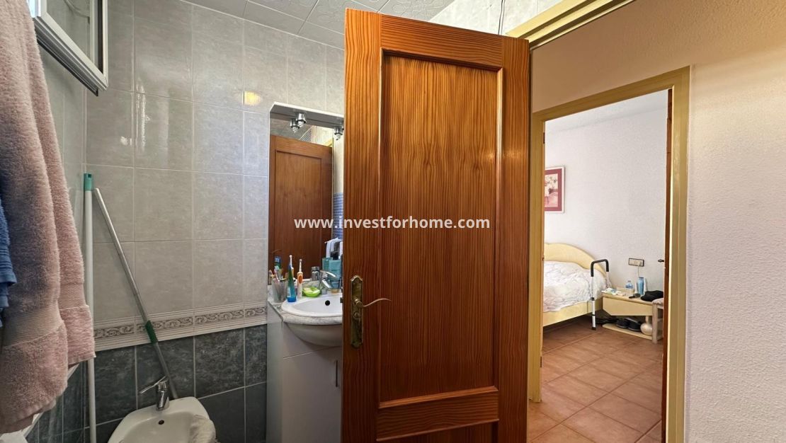 Sale - Apartment - Torrevieja - Estacion De Autobuses