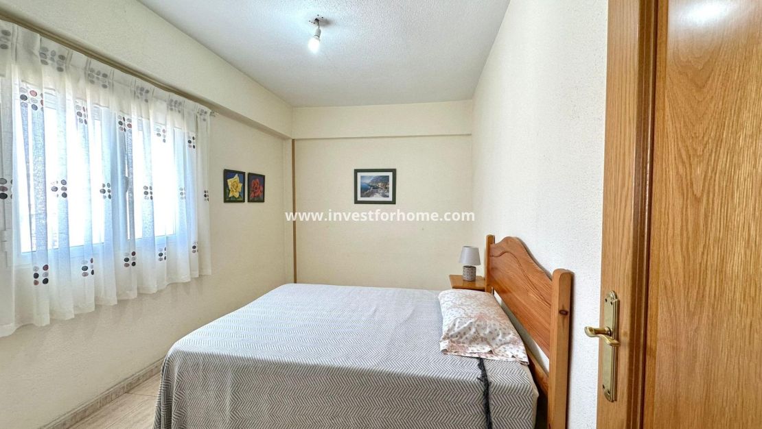 Sale - Apartment - Torrevieja - Estacion De Autobuses