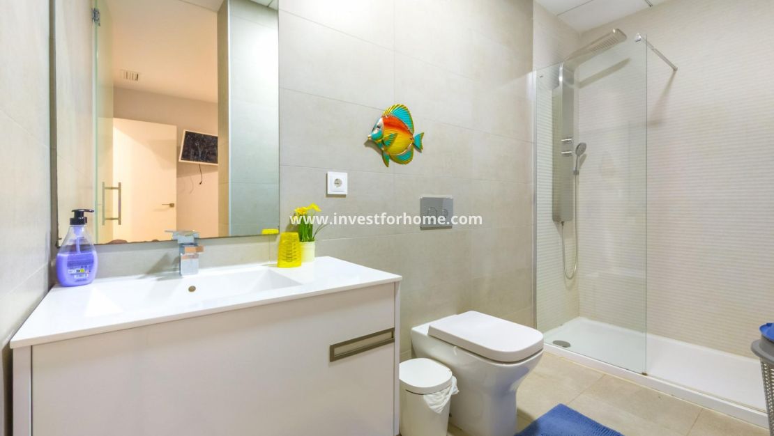 Sale - Apartment - Torrevieja - Estacion De Autobuses