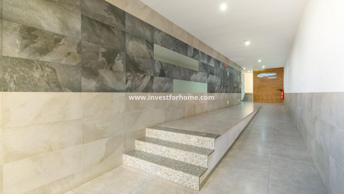 Sale - Apartment - Torrevieja - Estacion De Autobuses