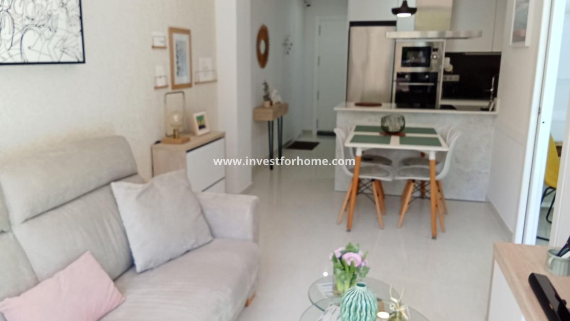 Sale - Apartment - Torrevieja - Estacion De Autobuses