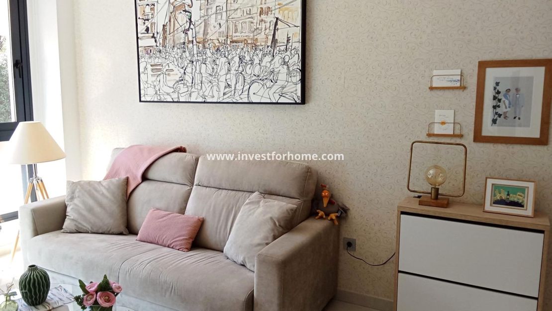 Sale - Apartment - Torrevieja - Estacion De Autobuses