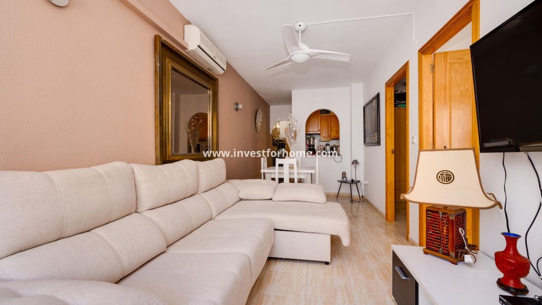 Sale - Apartment - Torrevieja - Estacion De Autobuses