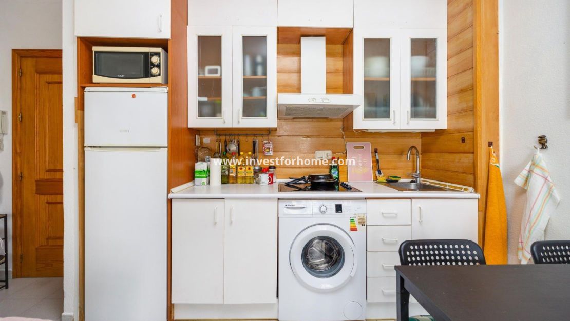 Sale - Apartment - Torrevieja - Estacion De Autobuses