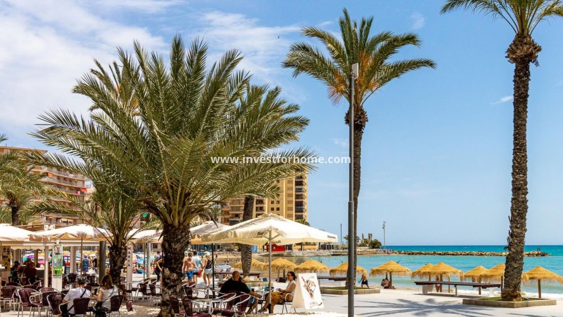 Sale - Apartment - Torrevieja - Estacion De Autobuses