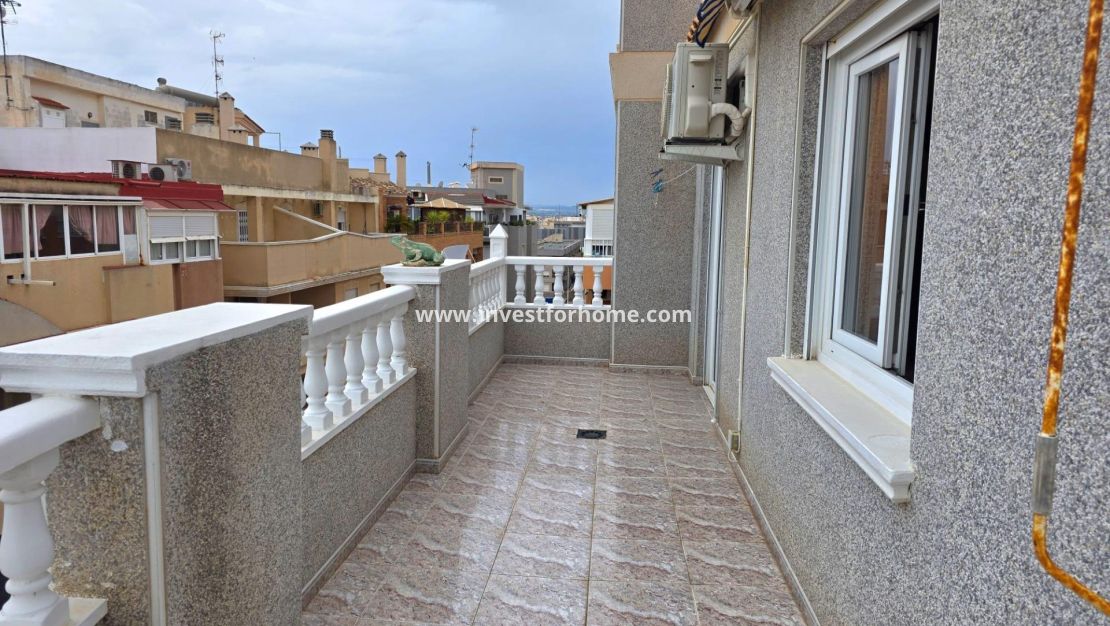 Sale - Apartment - Torrevieja - Estacion De Autobuses