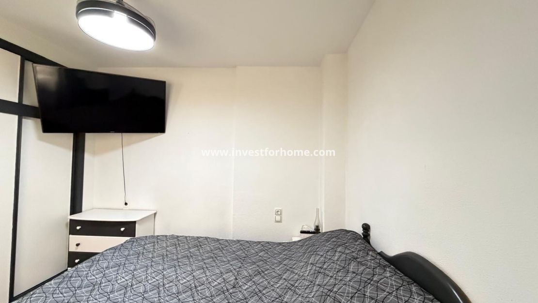 Sale - Apartment - Torrevieja - Estacion De Autobuses
